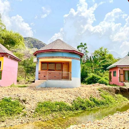 Bamboo River Resorts Wli Afegame Exterior photo
